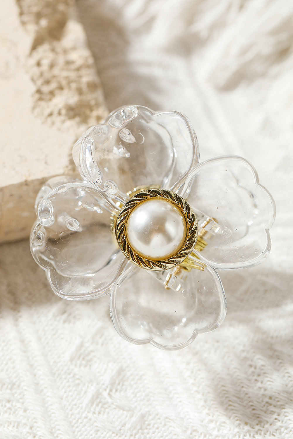 White Crystal Flower Pearl Grip Clip - Passion of Essence Boutique