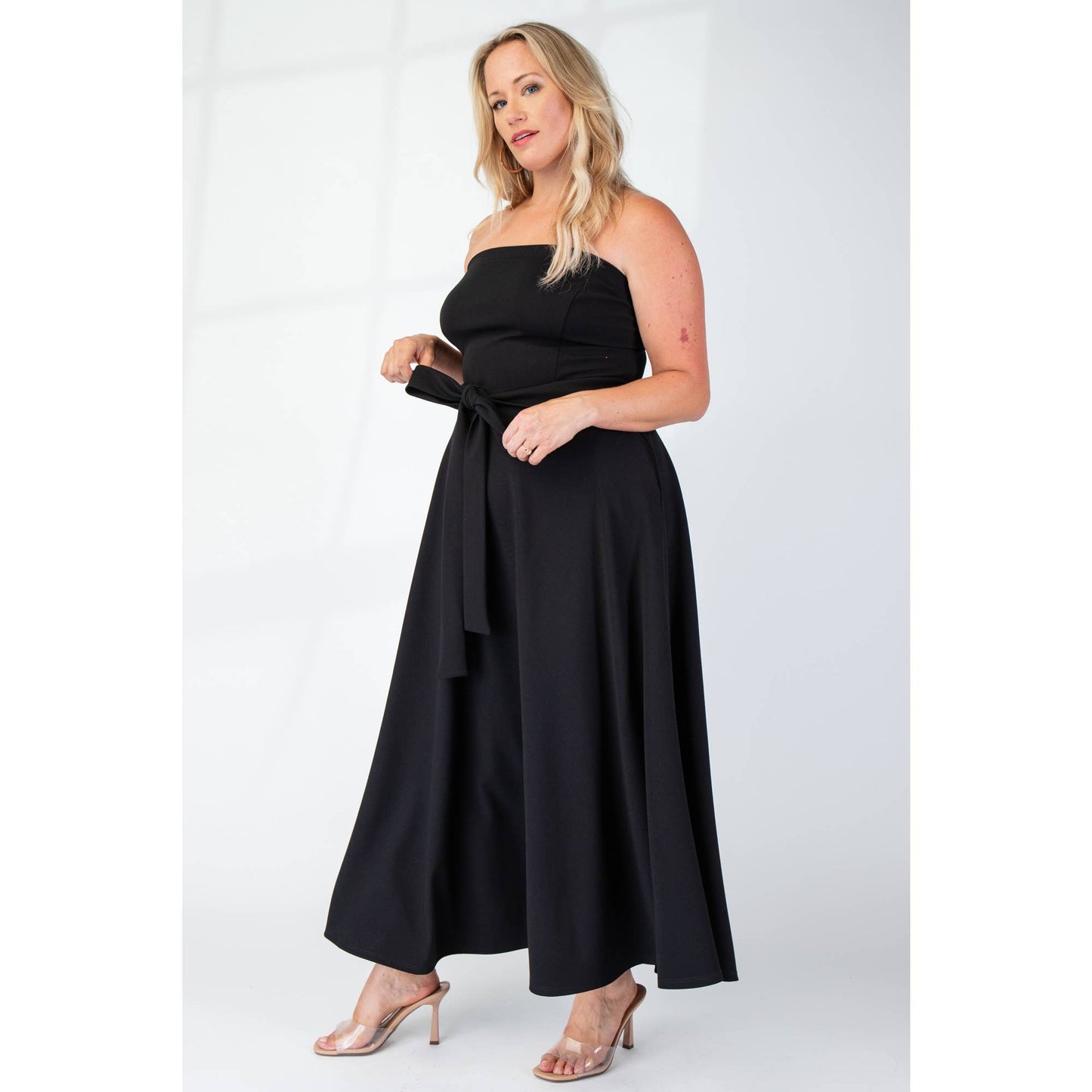74555cd PLUS SIZE KNIT TUBE MAXI DRESS WITH SELF BELT