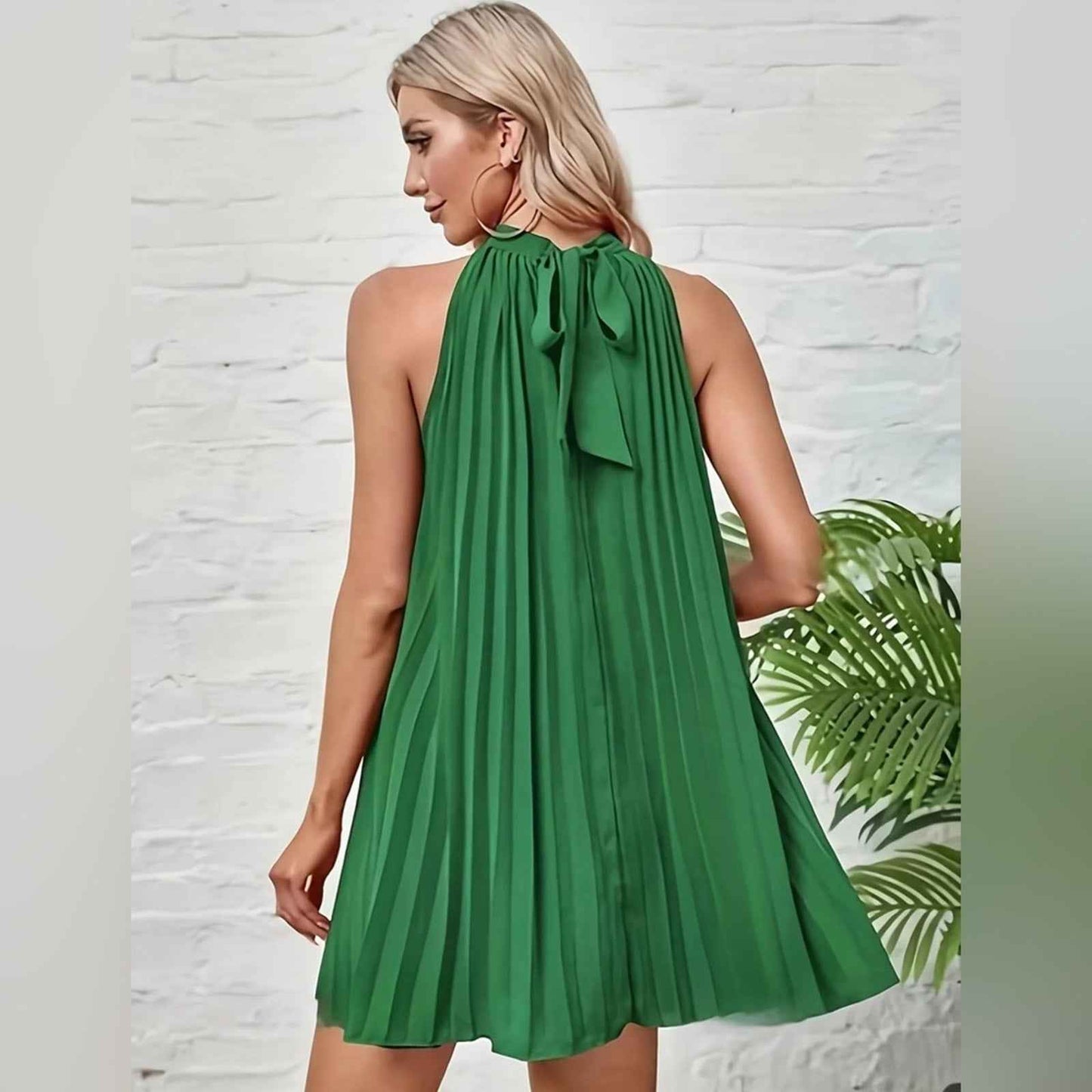Elegant Green Halter Dress