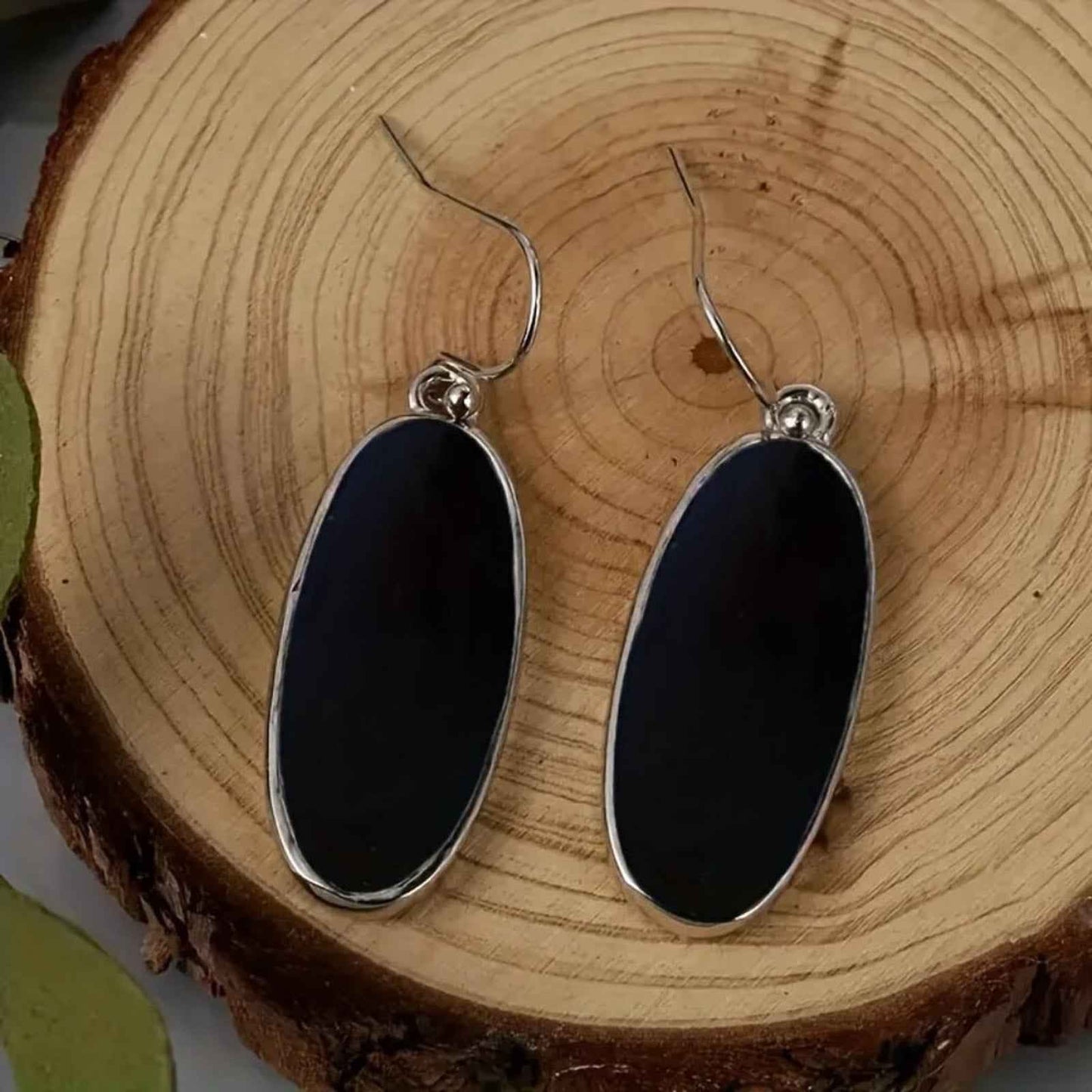 Bohemian Retro Oval Black Pendant Earrings