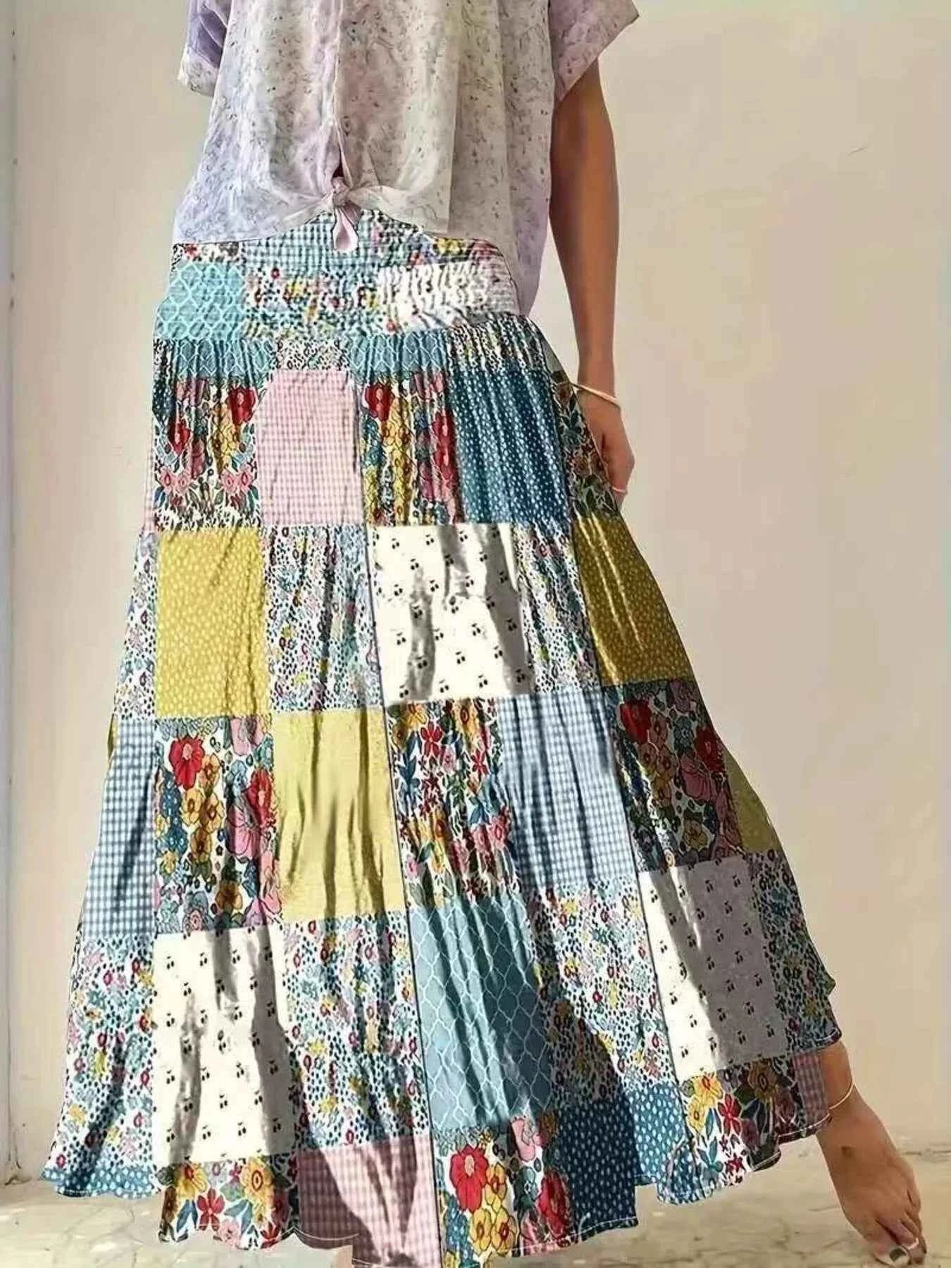 Smocked Waist Printed Maxi Skirt