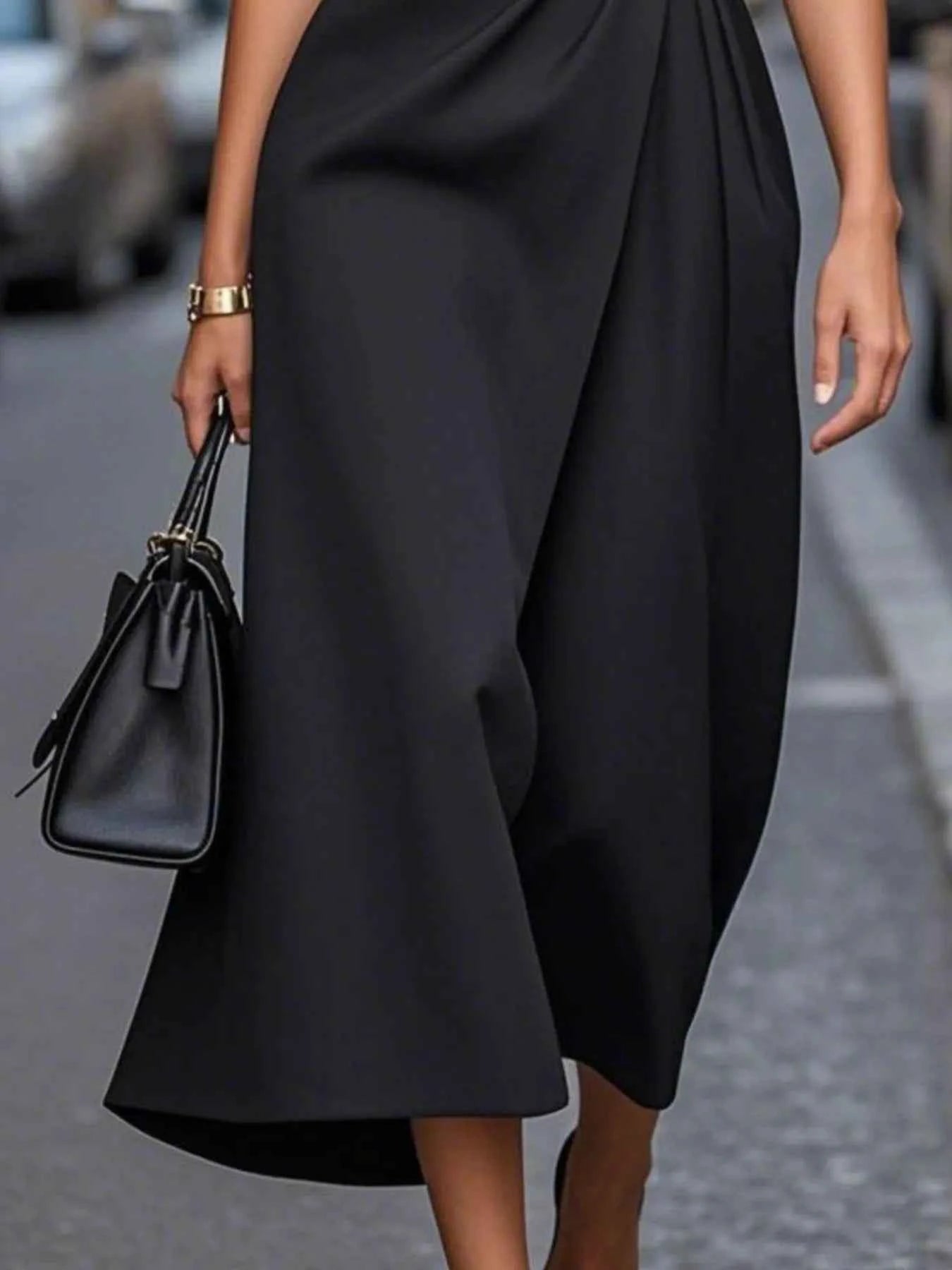 Round Neck Sleeveless Midi Dress