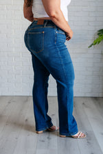 Load image into Gallery viewer, Campbell High Rise Center Seam Detail Straight Jeans
