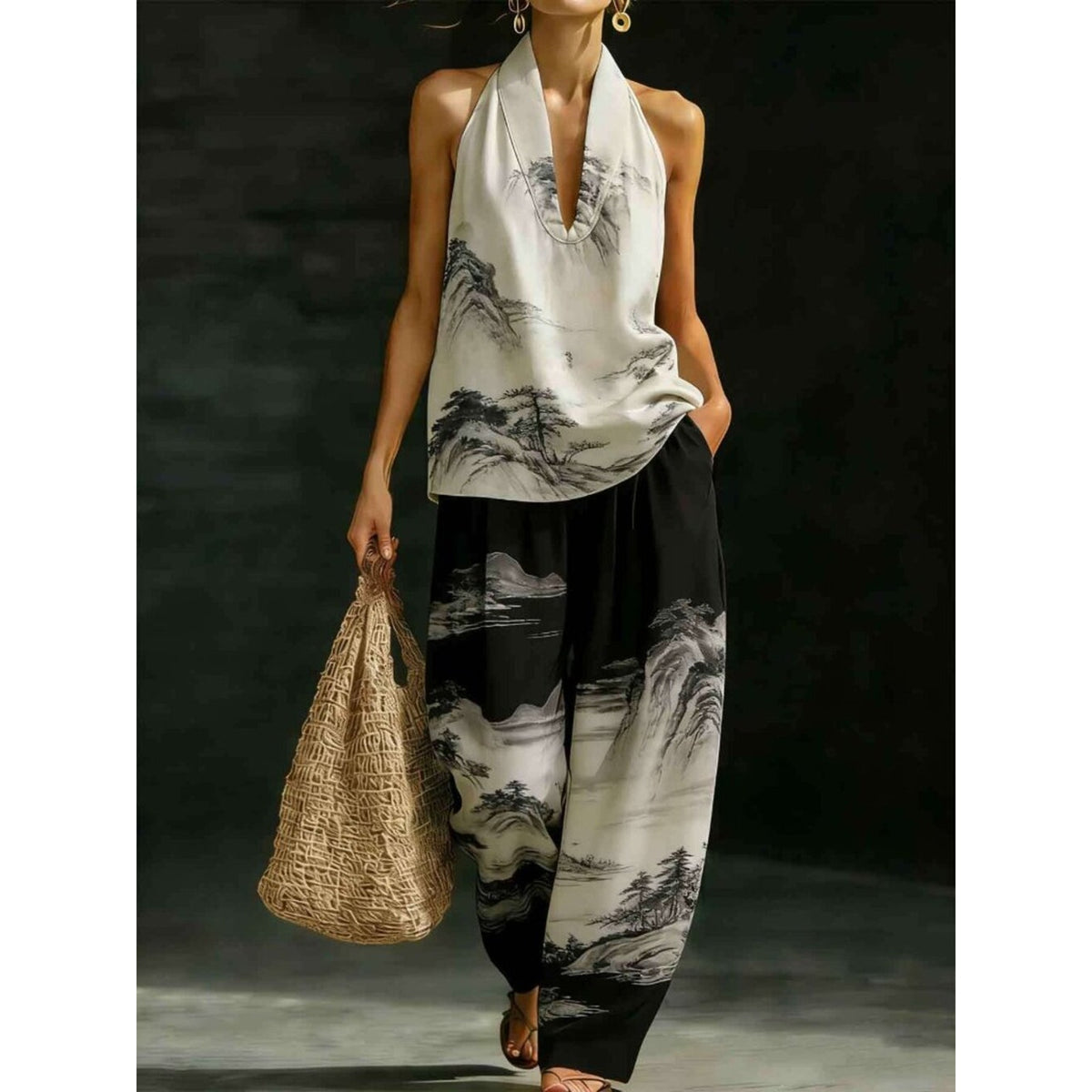 Black & White Printed 2-Piece Set – Halter V-Neck Top + Wide-Leg Pants Elegant