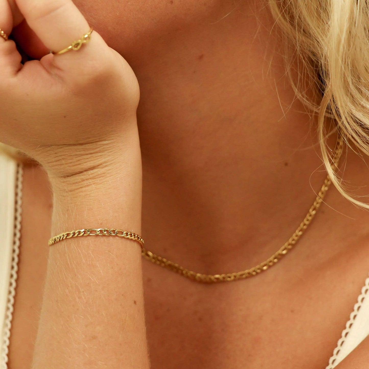 18K Gold Figaro Chain Bracelet / Anklet