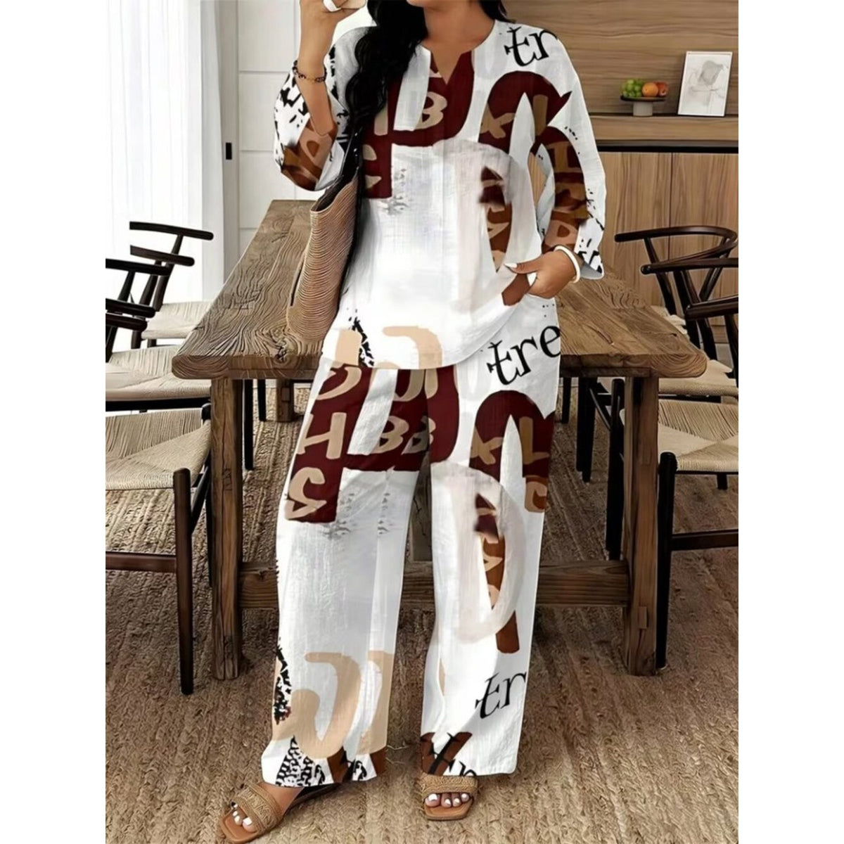 Abstract Letter Print V-Neck Wide-Leg Pants Set