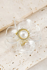 Load image into Gallery viewer, White Crystal Flower Pearl Grip Clip
