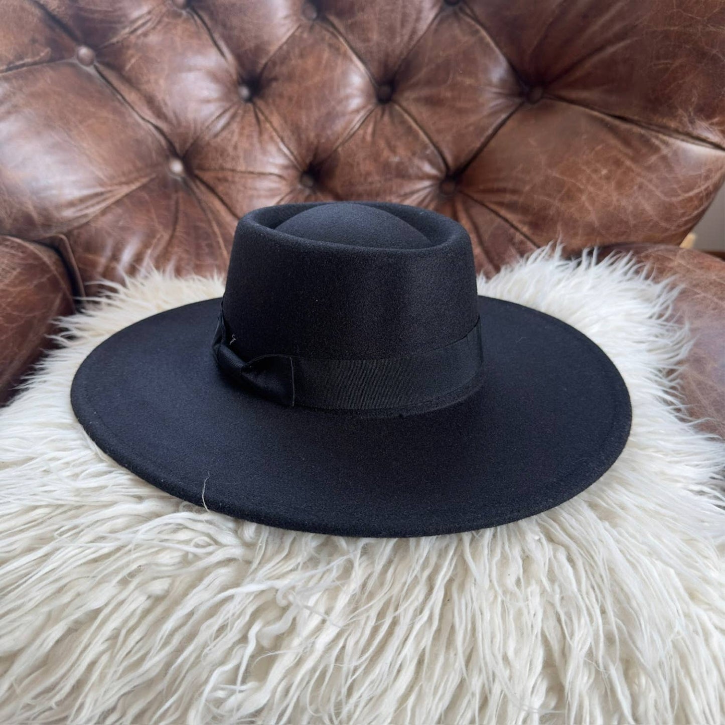Wide Brim Boater Hat in Faux Felt - Structured Hat with Ribbon