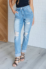 Load image into Gallery viewer, Aiden High Rise Patch Pocket Distressed Boyfriend Jeans
