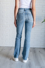 Load image into Gallery viewer, Alana Mid Rise Clean Bootcut Jeans
