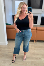 Load image into Gallery viewer, Hayes High Rise Wide Leg Crop Jeans
