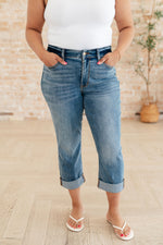 Load image into Gallery viewer, Laura Mid Rise Cuffed Skinny Capri Jeans
