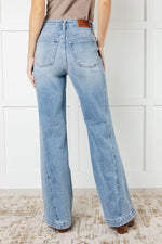 Load image into Gallery viewer, Melia High Rise Side Seam Detail Wide Leg Jeans
