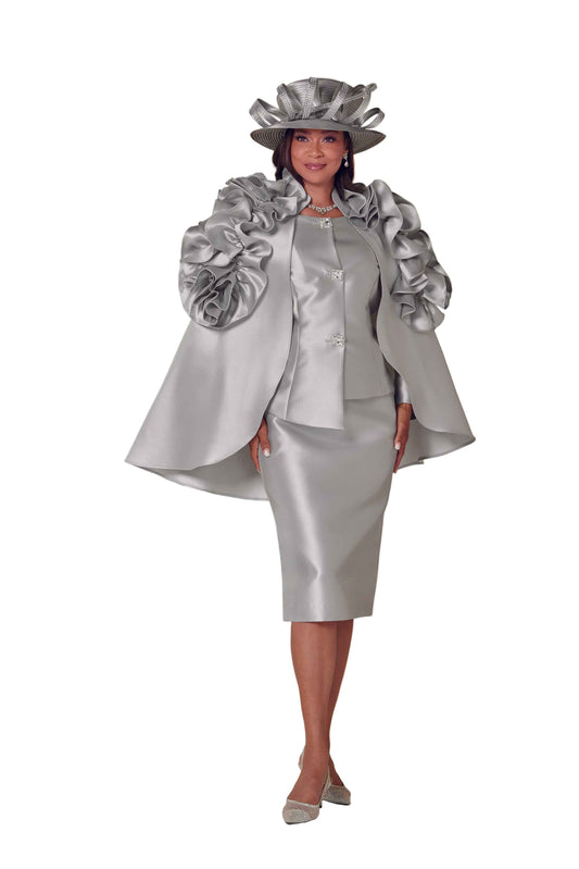 ROMANCE OF RUFFLES SUIT