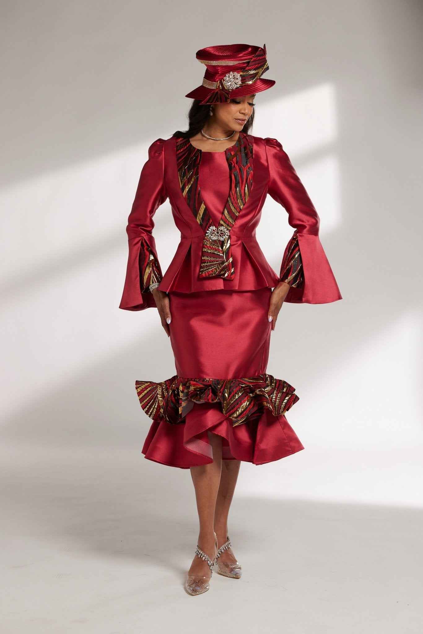 CONFIDENCE OF ELEGANCE SUIT