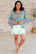 Load image into Gallery viewer, Willow Bell Sleeve Top in Lavender Mint Paisley
