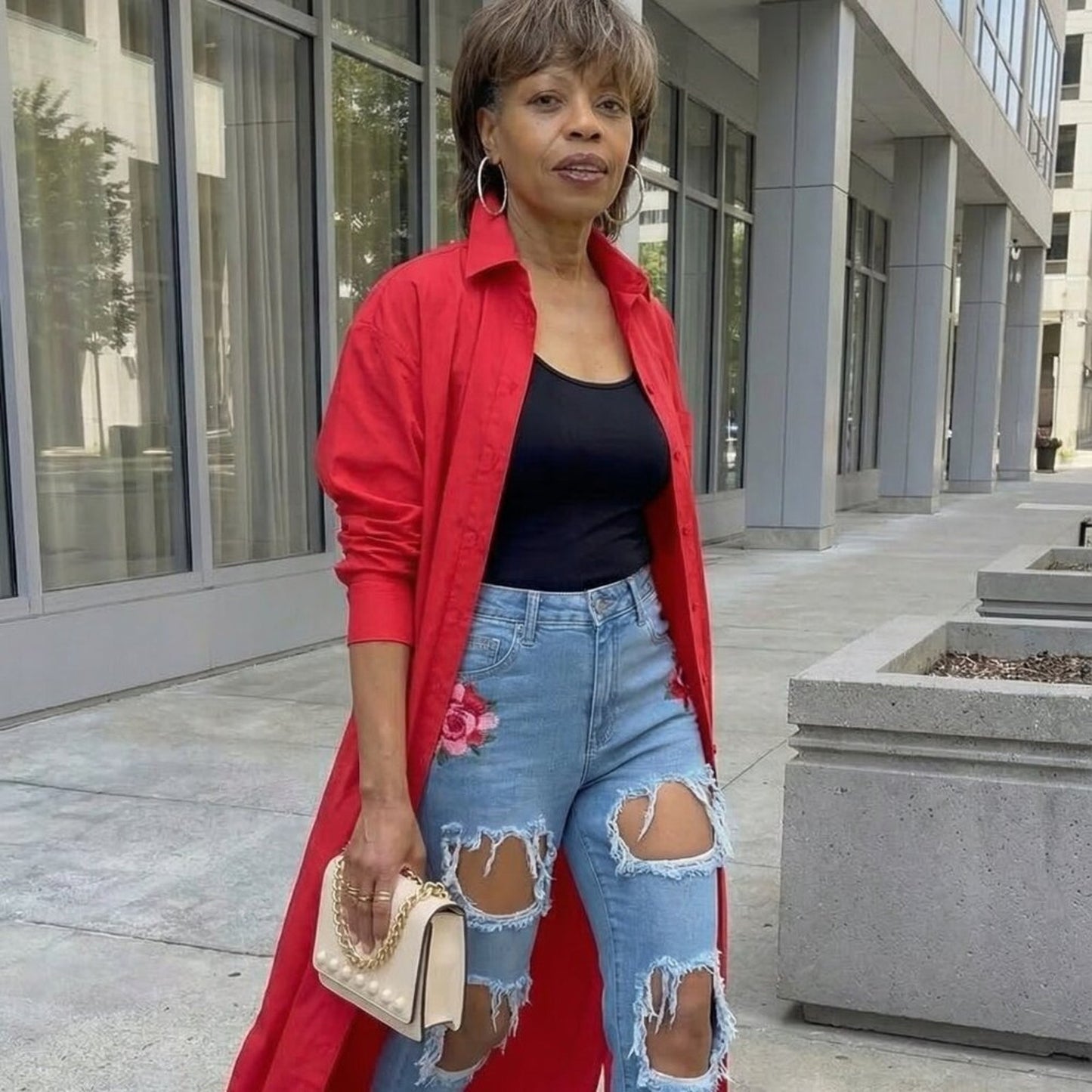 “Street Chic Rose Patch High-Waist Jeans (Size 8)”