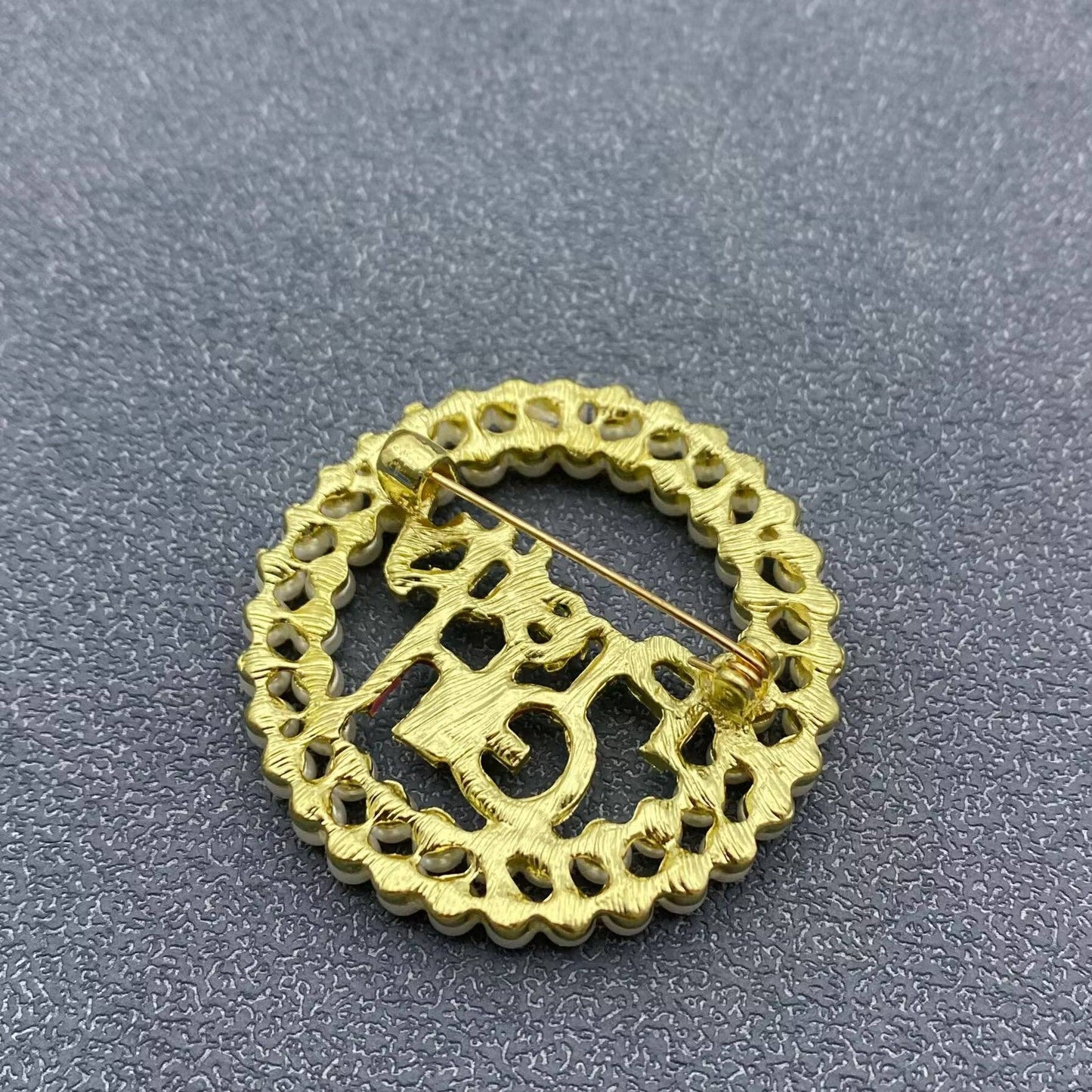 PRETTY GIRL Brooch