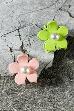 Load image into Gallery viewer, Light Green Pearl Flower Hair Clip
