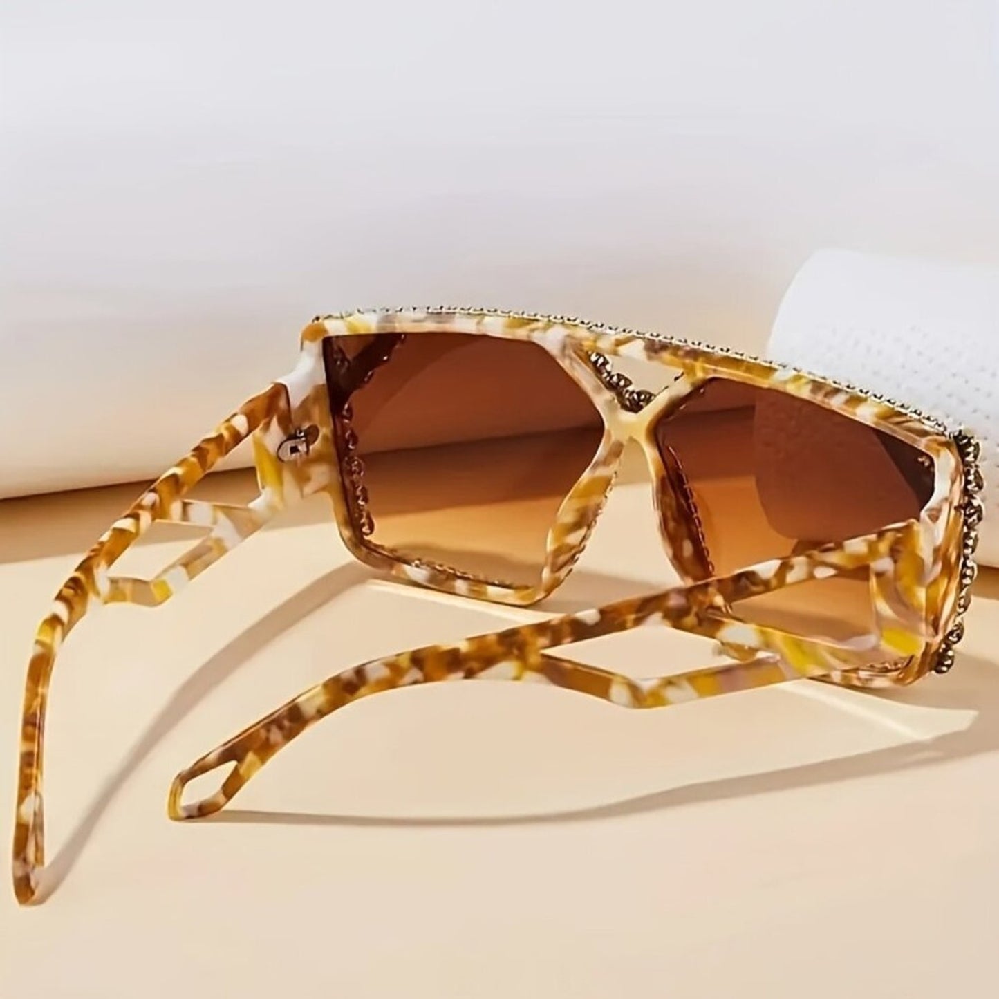 Large Hollow Geometric Mirror Sunglasses – Tortoiseshell Frame with Rhinestone