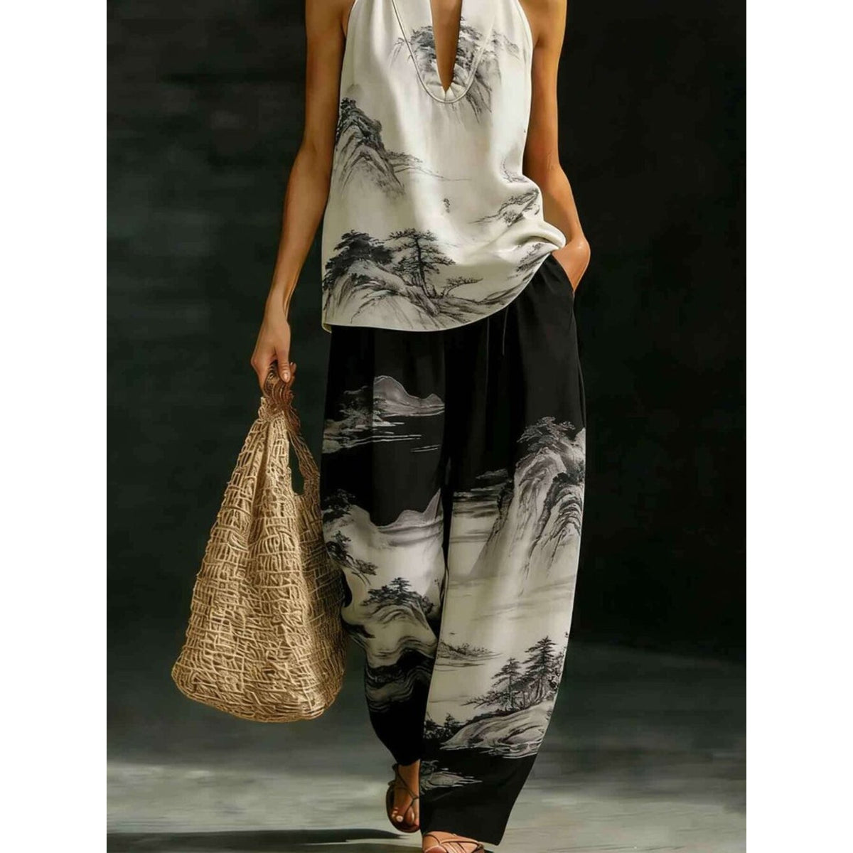 Black & White Printed 2-Piece Set – Halter V-Neck Top + Wide-Leg Pants Elegant