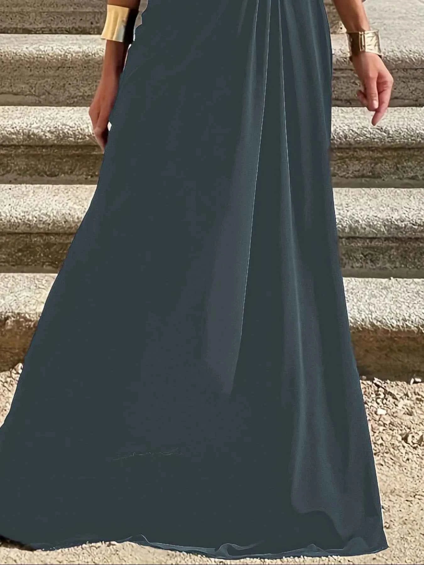 Round Neck Sleeveless Maxi Dress