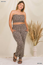 Load image into Gallery viewer, PLUS SIZE LEOPARD SMOCKED TUBE TOP &amp; LOUNGE JOGGER PANTS
