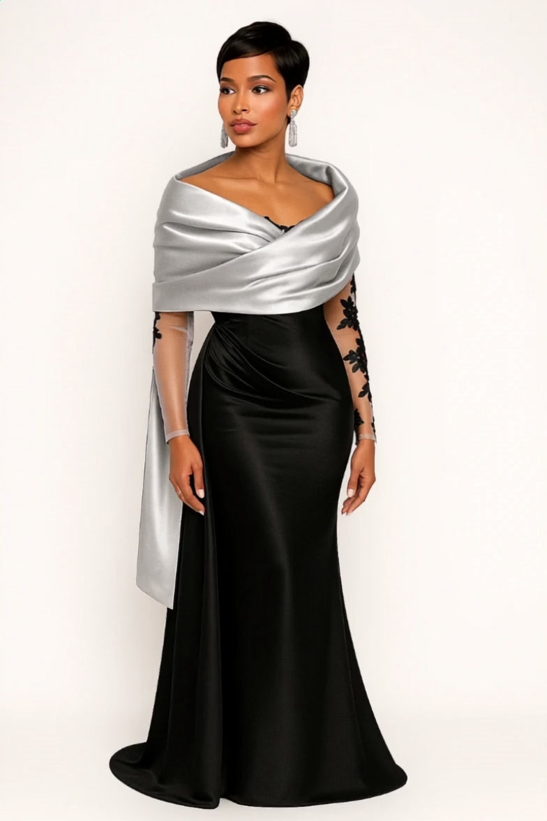 video showing the silver shawl