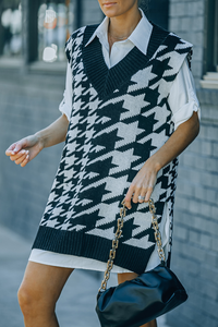 Black Houndstooth Sweater Vest With Slits - Passion of Essence Boutique