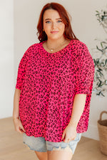 Load image into Gallery viewer, Essential Blouse in Hot Pink Leopard
