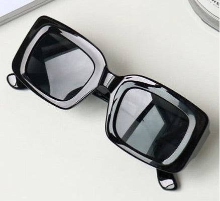 Retro Square Vintage Bold Black Fashion Sunglasses - Passion of Essence Boutique