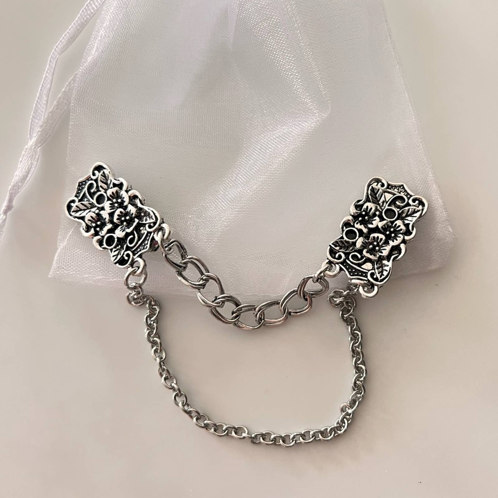Collar Chain Clips Brooch Pins - Passion of Essence Boutique
